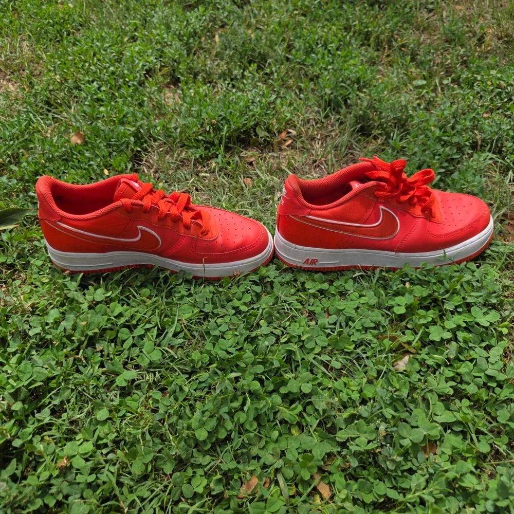 Nike Air Force 1 Low GS Picante Red White DX5805-600 Mens 6.5Y Womens 8